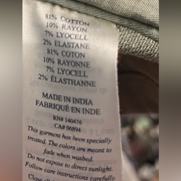 Faherty shirt jacket in sage green in great condition! Size small - Picture 6 of 6